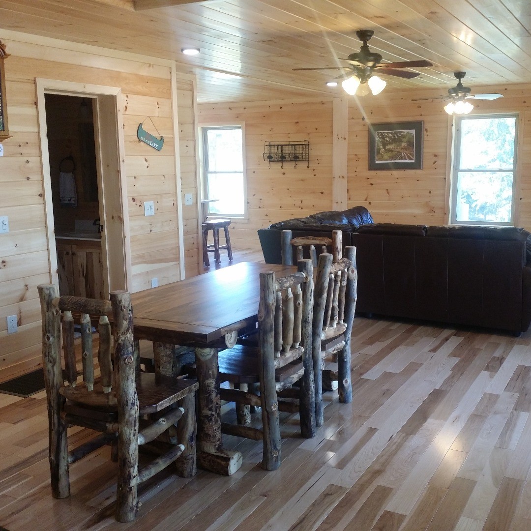 Our new dining table and chairs just arrived to the Toledo Bend Cabin! Rustic aspen lodgepole wood.

#ToledoBend #ToledoBendCabin #ToledoBendCabins