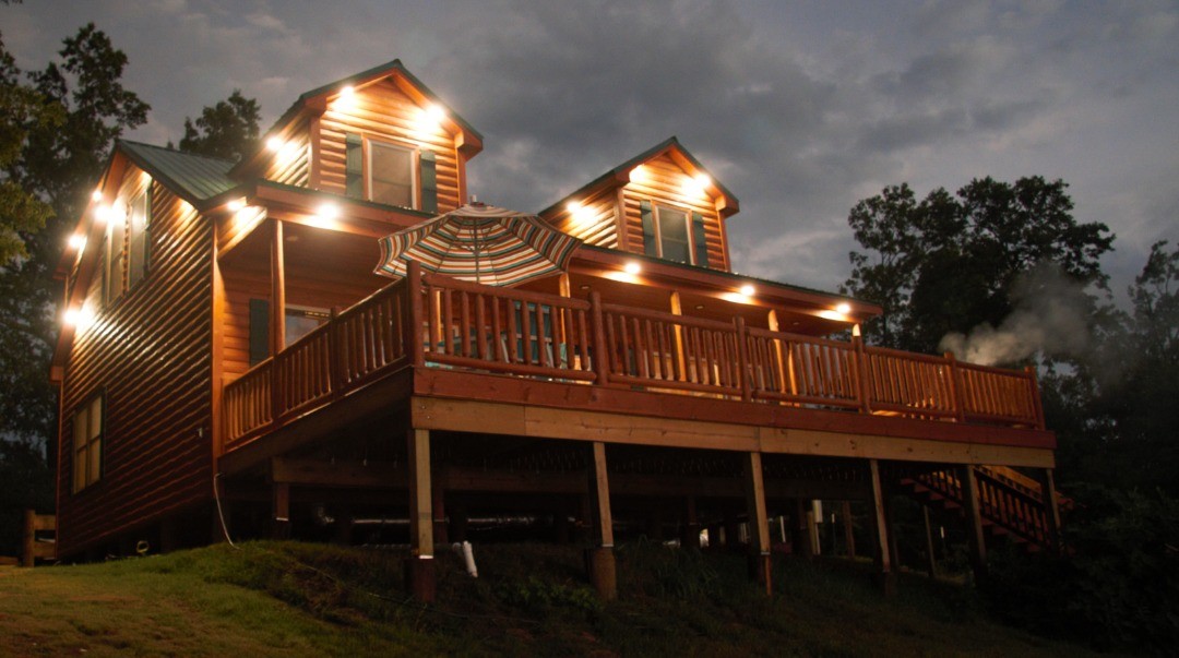 Hamburgers for supper.  Grilling on the deck.

#ToledoBend #ToledoBendCabin #ToledoBendCabins #Friends #gettogethers