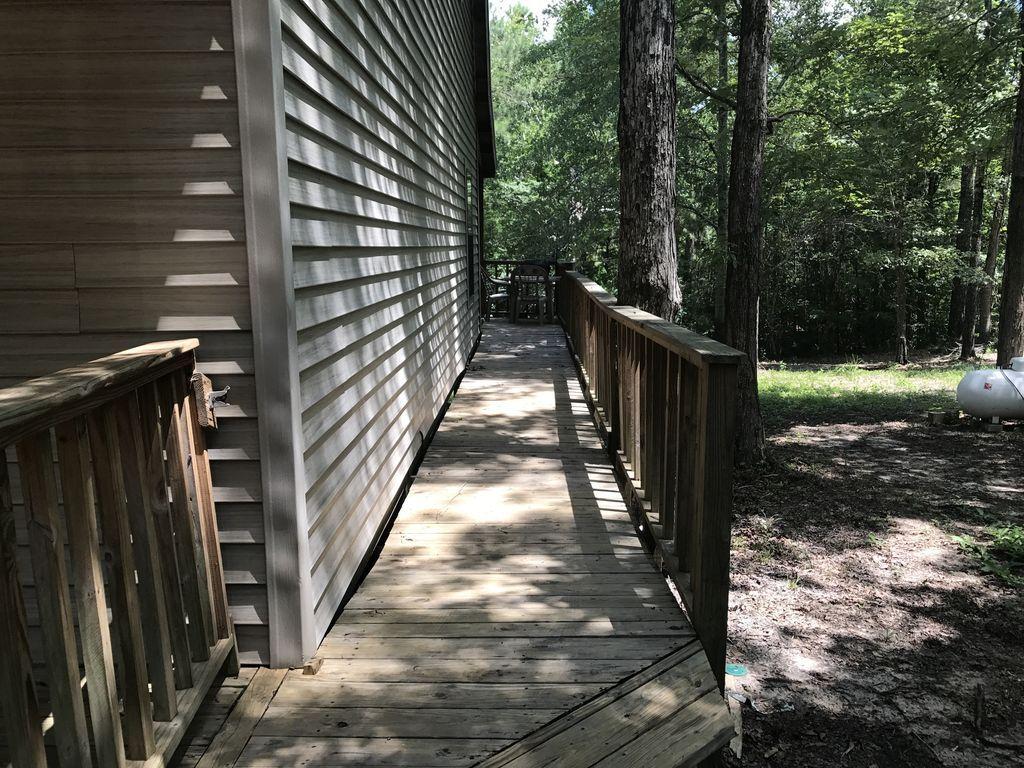 For Sale Toledo Bend Lakehouse with Rock Solid VRBO history