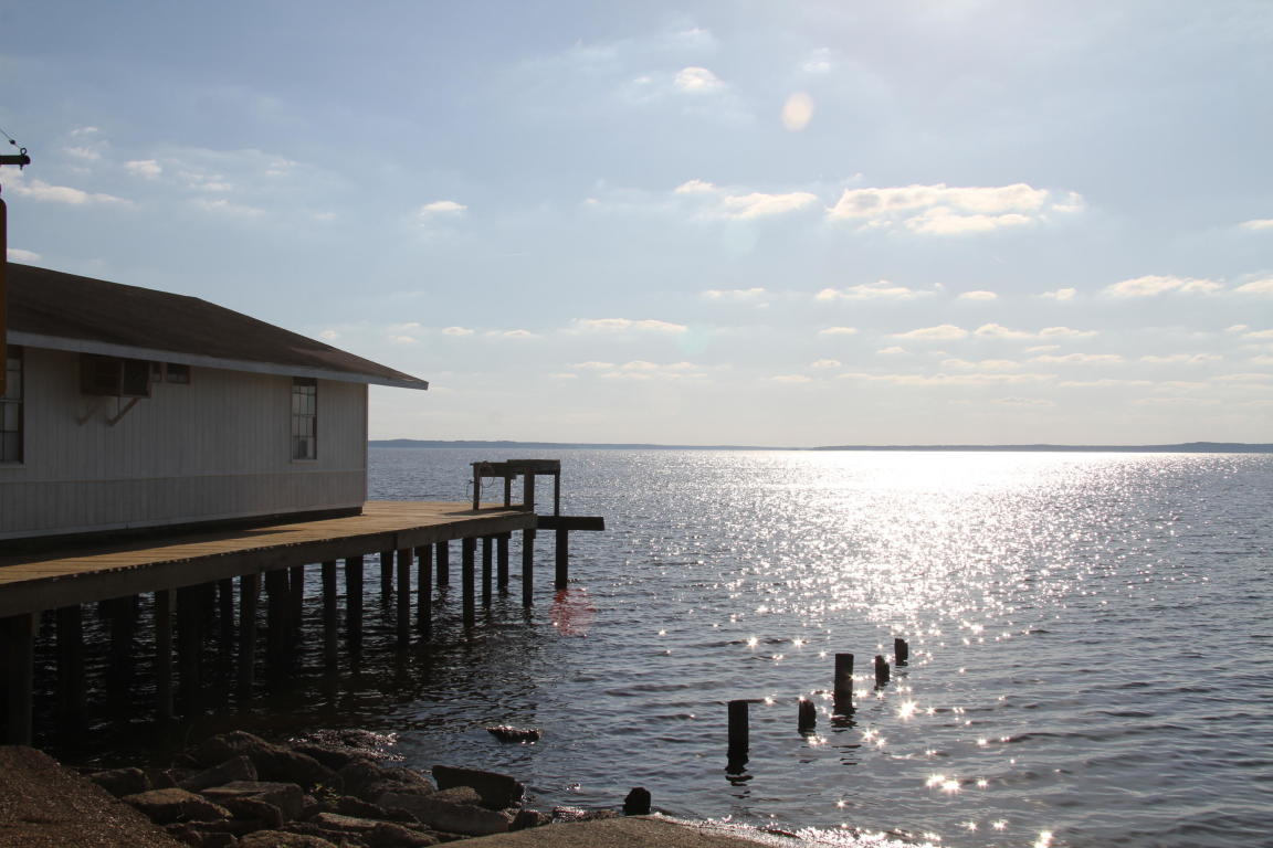 For Sale Toledo Bend Lakehouse with Rock Solid VRBO history