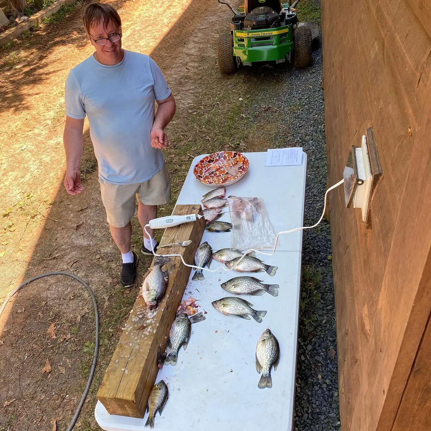 Catching fish and frying them up! Good white perch and brim- delicious.  It doesn’t get any fresher than this! #whiteperch #brim #fishingtime #fishingatthelake #fishfry