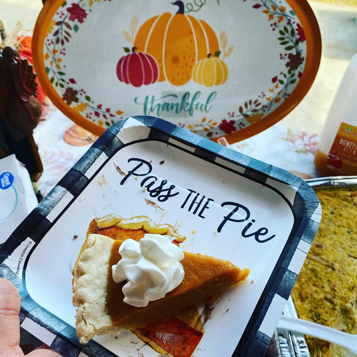 Wishing many blessing to all - continue to spread the smiles and pies to all around you!! Good times with family is a true blessing- enjoy every moment! #blessings #familytime