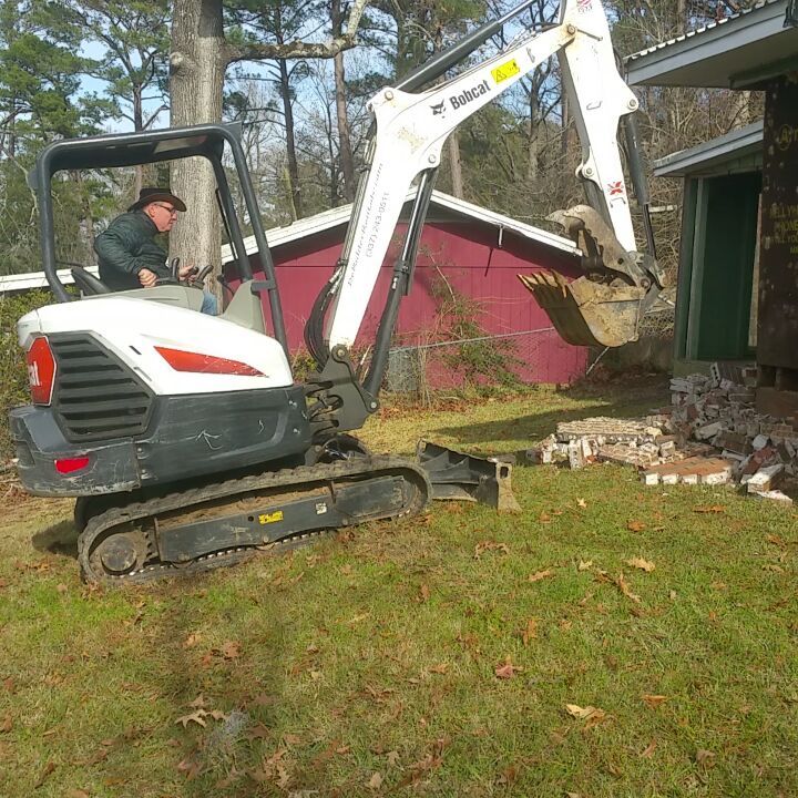 Tearing down the old to make another Toledo Bend lakefront cabin.
ToledoBendCabins.com
#toledobendcabins #toledobend